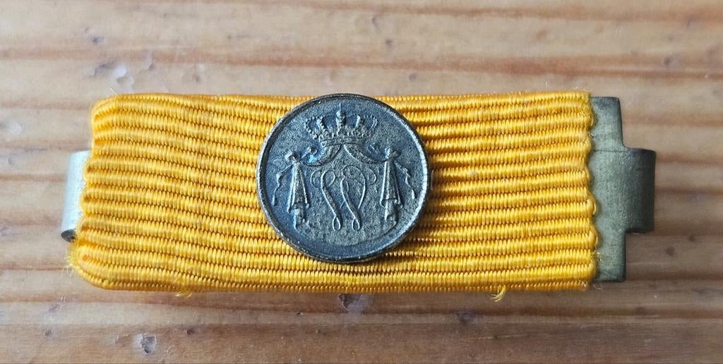 Baton Trouwe Dienst medaille brons W, Ophalen of Verzenden, Landmacht, Nederland, Lintje, Medaille of Wings