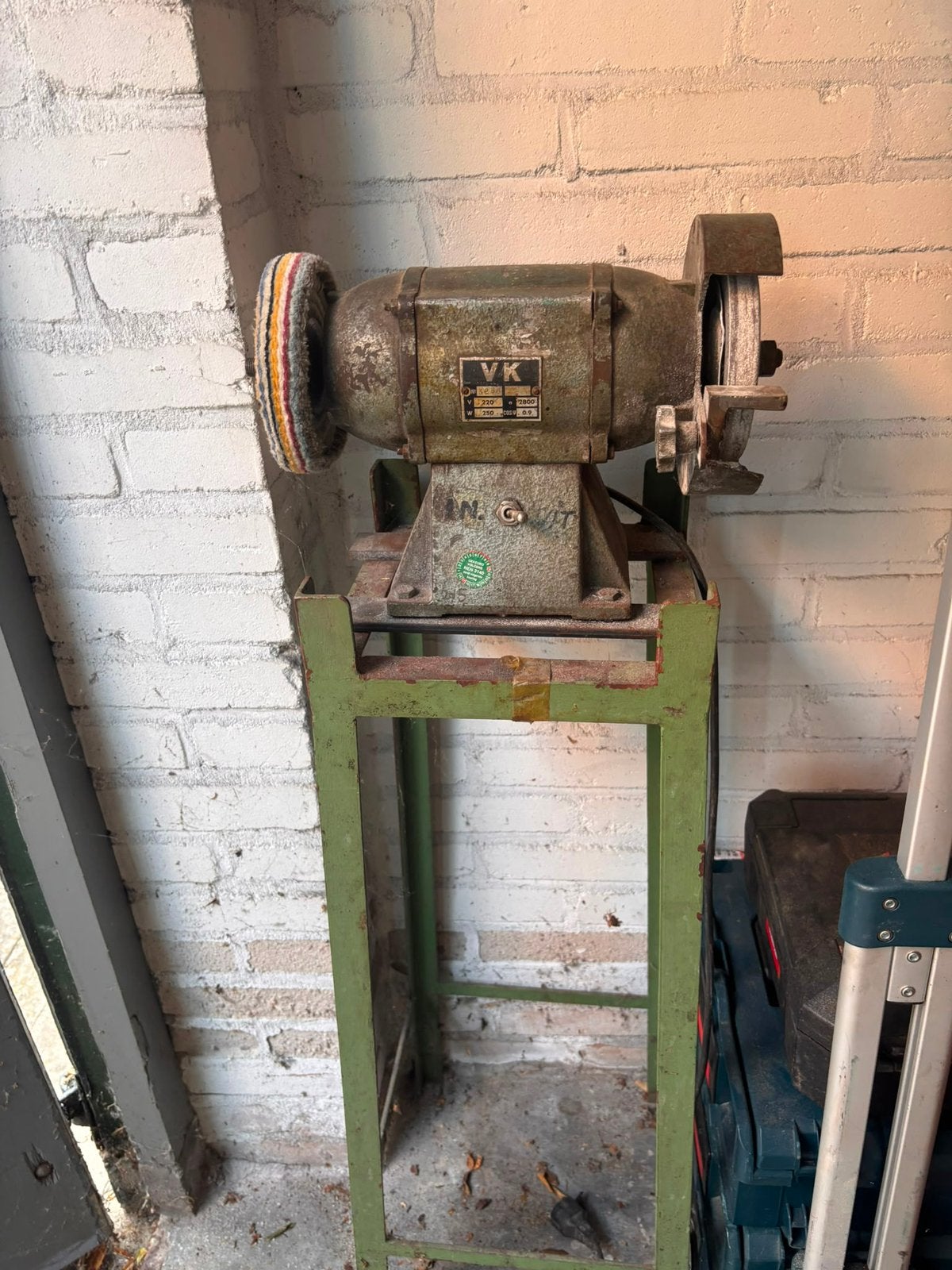 Retro Slijpmachine, Ophalen, Zo goed als nieuw, Minder dan 700 watt, Werkbankslijpmachine