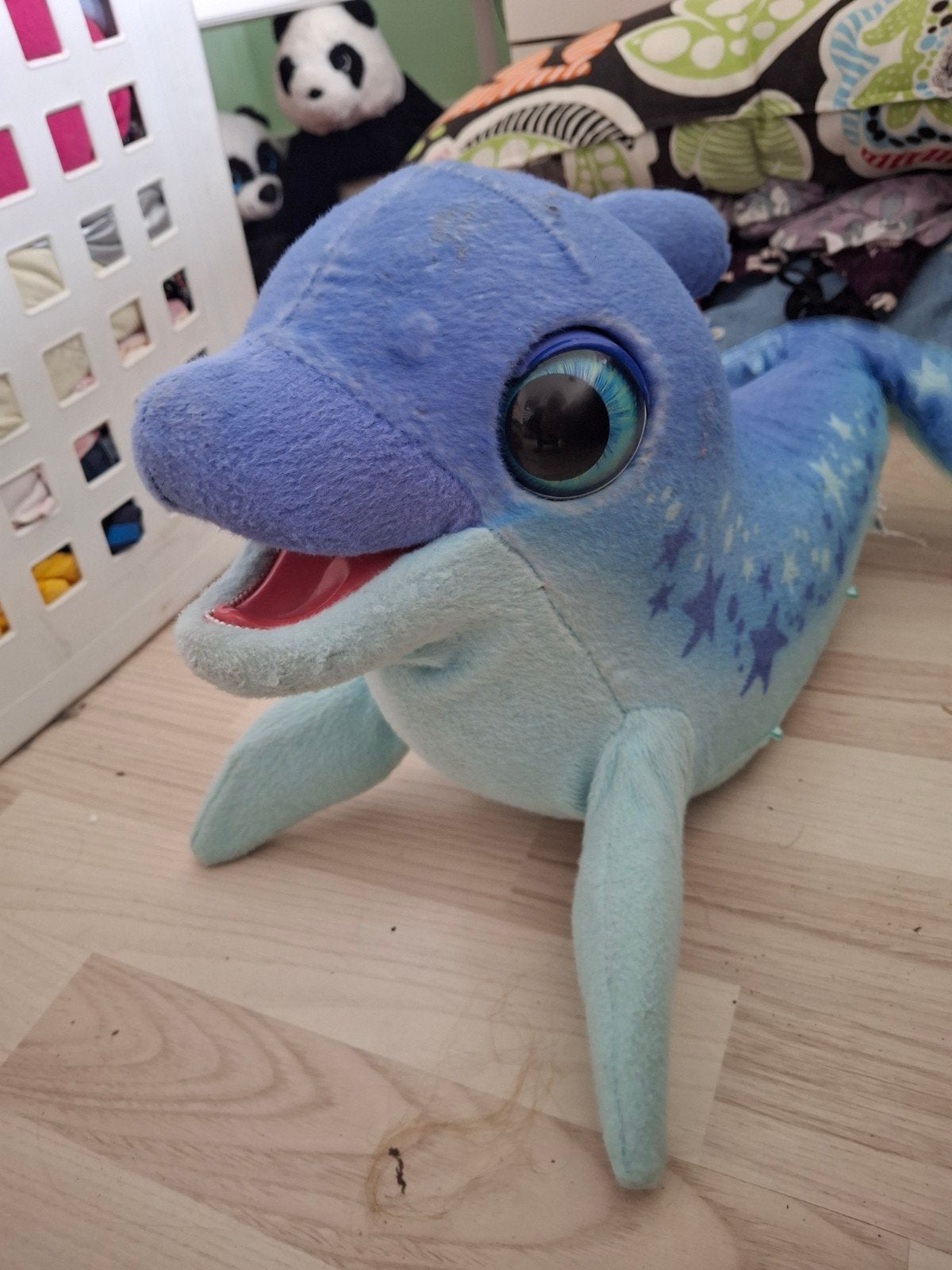 Interactieve zingende en pratende dolfijn knuffel, Ophalen