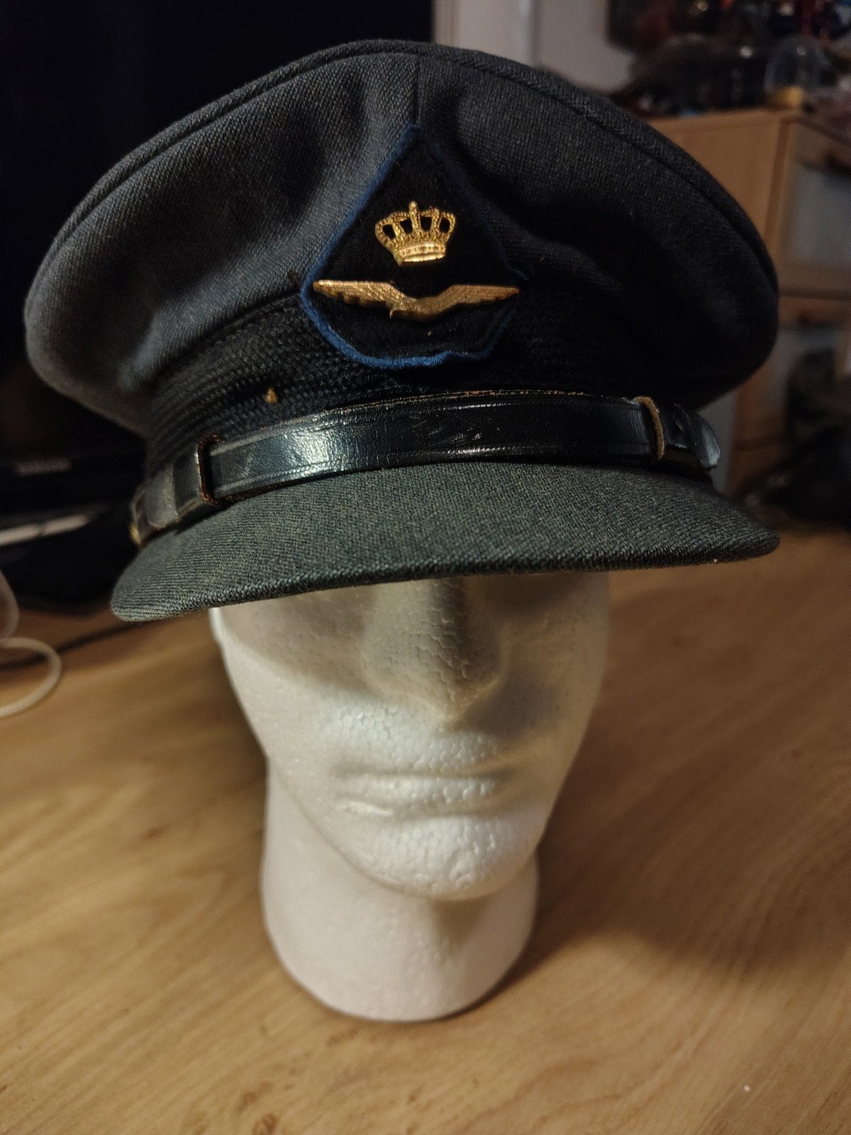 Koninklijke Luchtmacht Pet, Ophalen of Verzenden, Luchtmacht, Nederland, Embleem of Badge