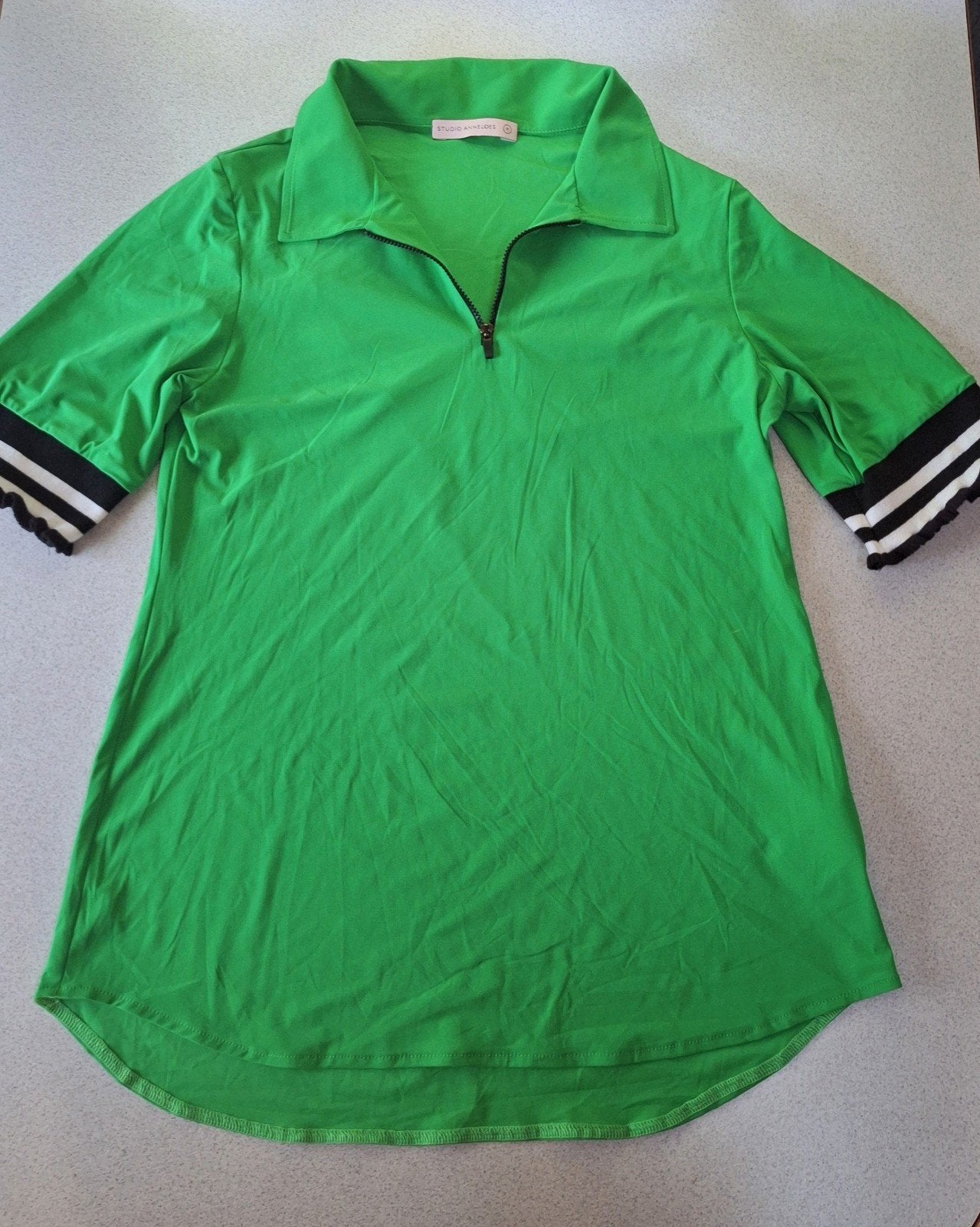 Studio Anneloes, groen shirt, korte mouw, mt M, nieuw, Maat 38/40 (M), Studio Anneloes, Nieuw, Ophalen of Verzenden