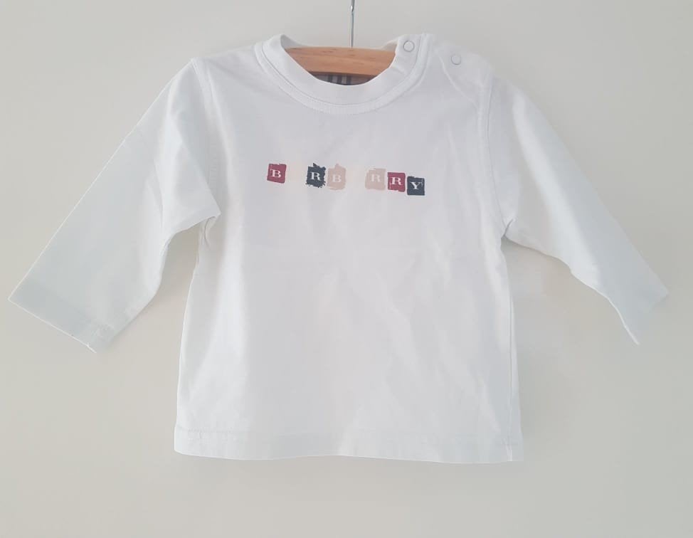 Burberry Baby longsleeve 'lettertjes' 80, Kinderen en Baby's, Babykleding | Maat 80, Verzenden, Zo goed als nieuw, Jongetje of Meisje