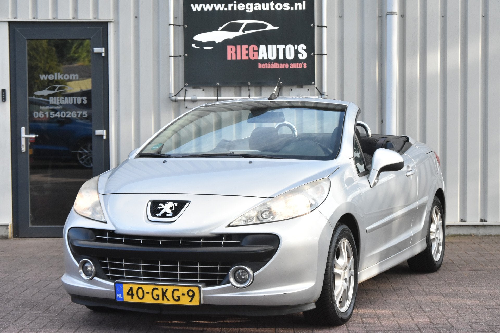 Peugeot 207 CC 1.6 VTi Automaat – 2008 | Origineel NL | Le, Auto's, Gebruikt, 4 cilinders, Cabriolet, 4 stoelen