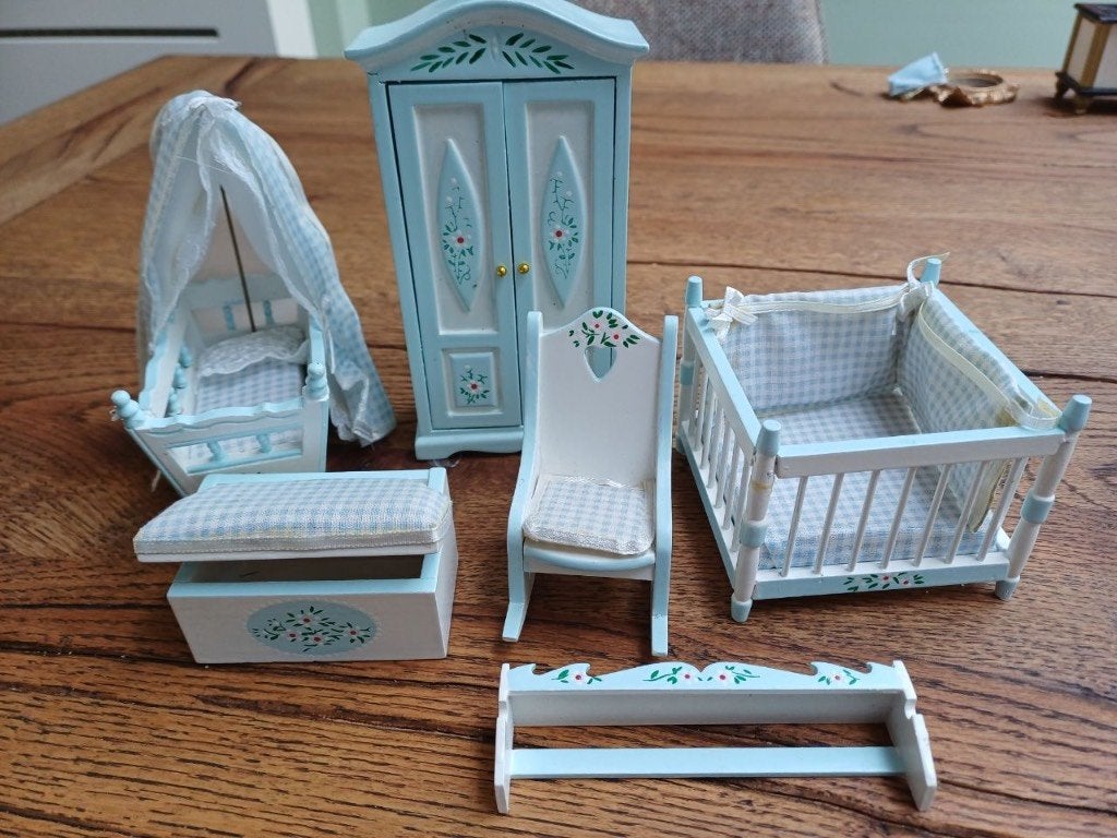 Poppenhuismeubels babykamer 1:12, Poppenhuis, -, -, Ophalen of Verzenden