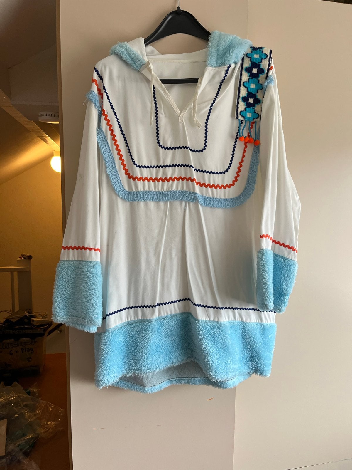 Inuit Eskimo kostuum set - Carnaval/Themafeest, Carnaval, Maat 42/44 (L), Ophalen of Verzenden, Kleding