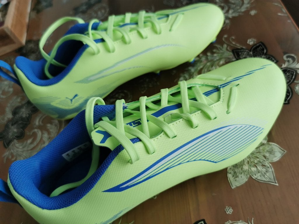 Nieuw ULTRA 5 PLAY FG/AG voetbalschoenen PUMA Maat 38, Ophalen, Schoenen, Nieuw, Maat M