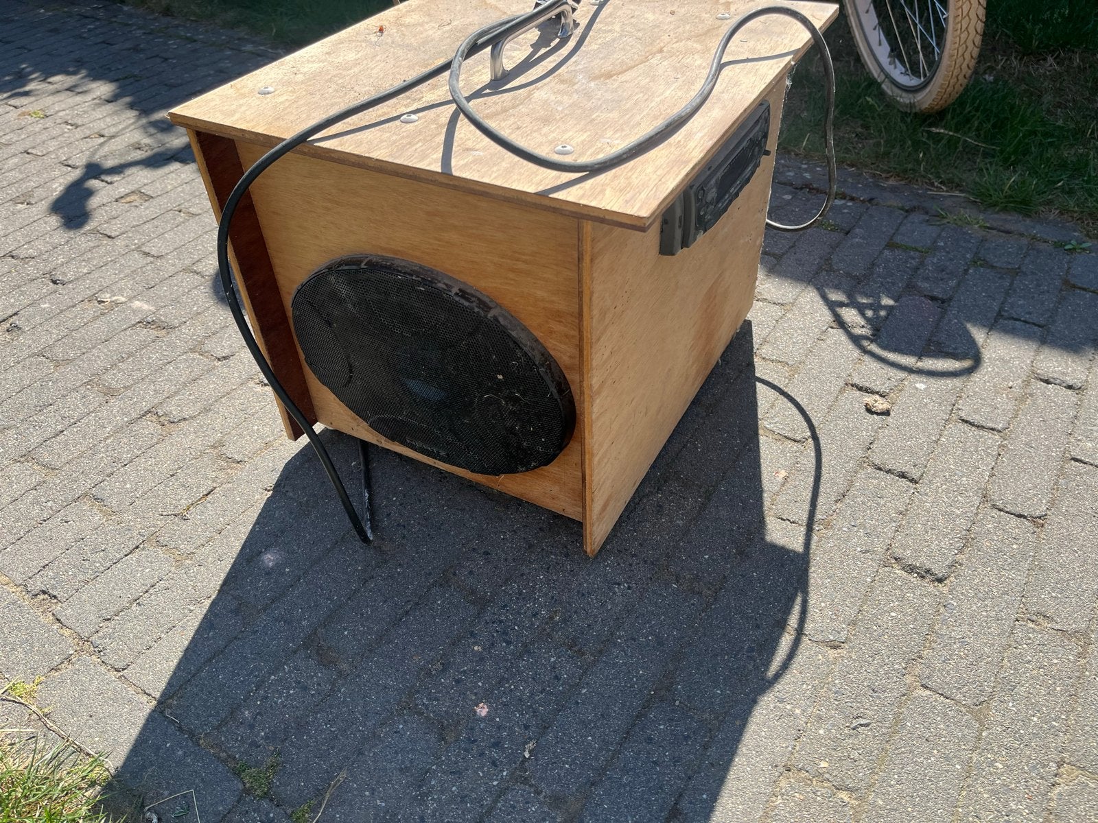 Zelfbouw Party Speaker met Autoradio, Gebruikt, Party speaker, Afstandsbediening, Minder dan 60 watt