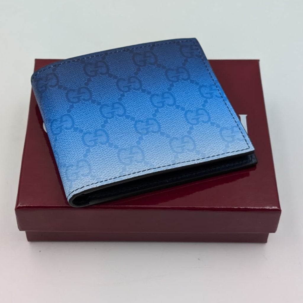 Gucci Chroma bi-fold portemonnee blauw - Nieuw met bon, Sieraden, Tassen en Uiterlijk, Gucci, Nieuw, Support@gucci.com, 30 Avenue Montaigne
75008 Paris