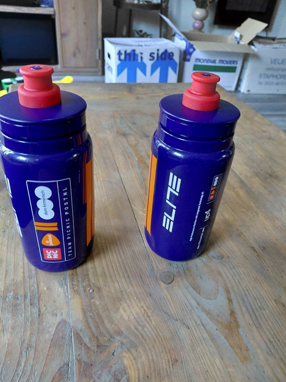 Twee Elite bidons - Team DSM-Firmenich en Team Picnic PostNL, Ophalen of Verzenden, Nieuw