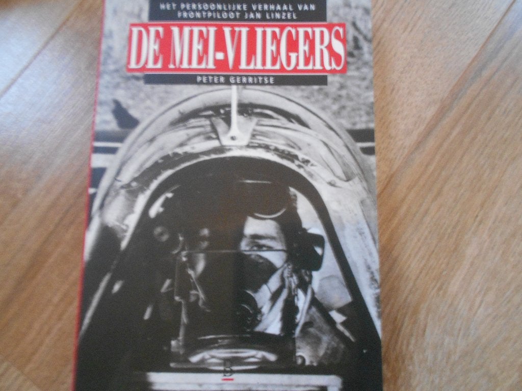 Peter Gerritse De mei-vliegers, Ophalen of Verzenden, Tweede Wereldoorlog, Zo goed als nieuw, Overige onderwerpen