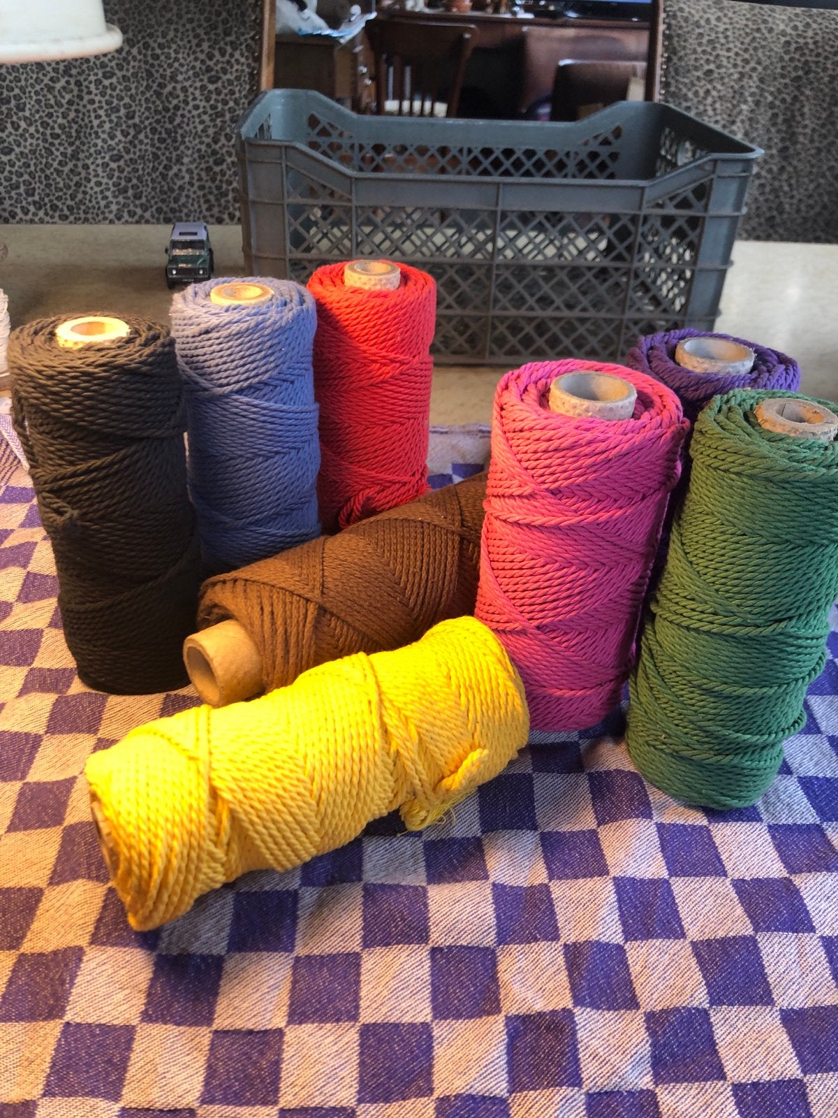 Katoenen draad - Ouderwetse kwaliteit in diverse kleuren, Ophalen of Verzenden, Nieuw, Garen of Naald(en)