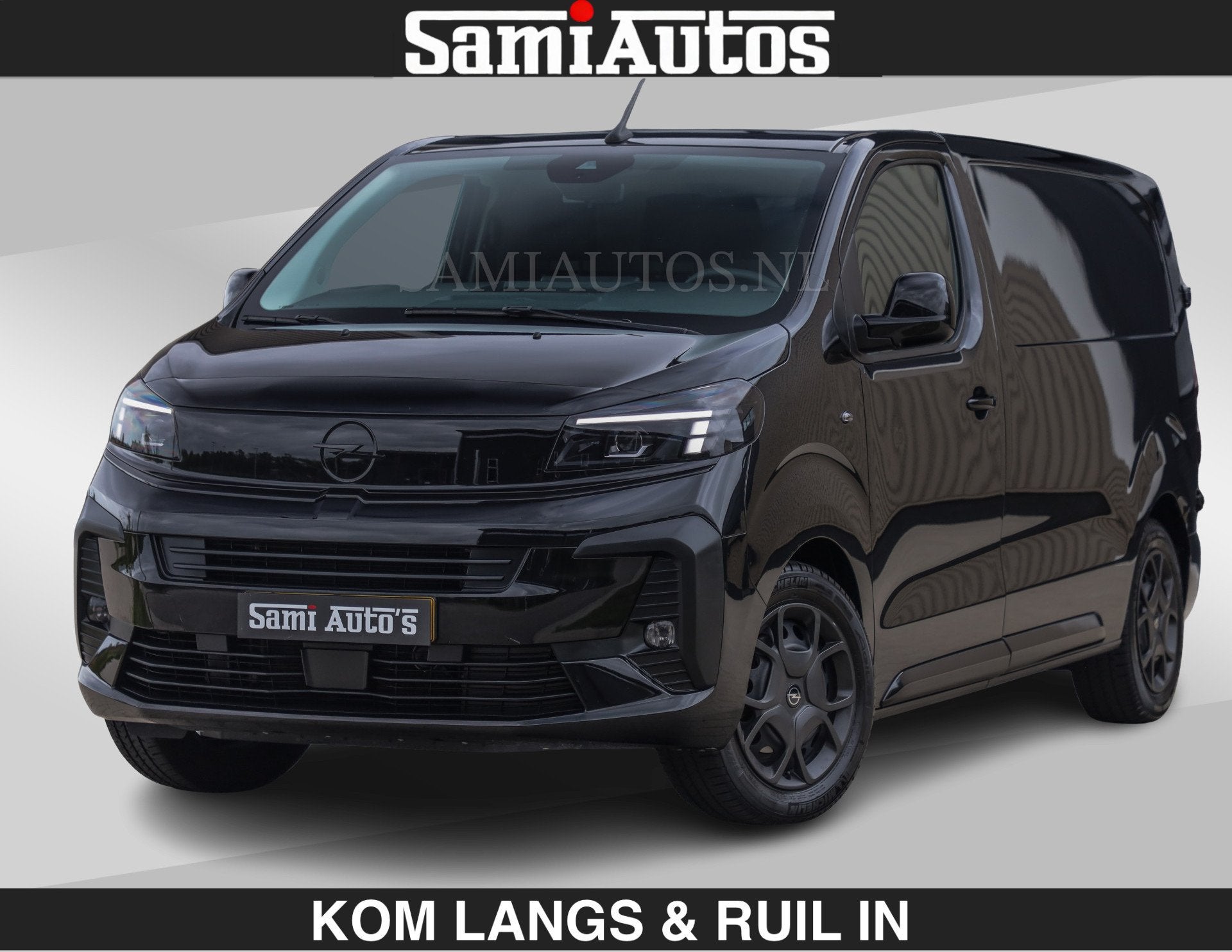 Opel Vivaro BLACK OPS | GEHEEL COMPLEET | HOUTEN VLOER EN WA, Auto's, Stof, Gebruikt, 4 cilinders, Met garantie (alle)