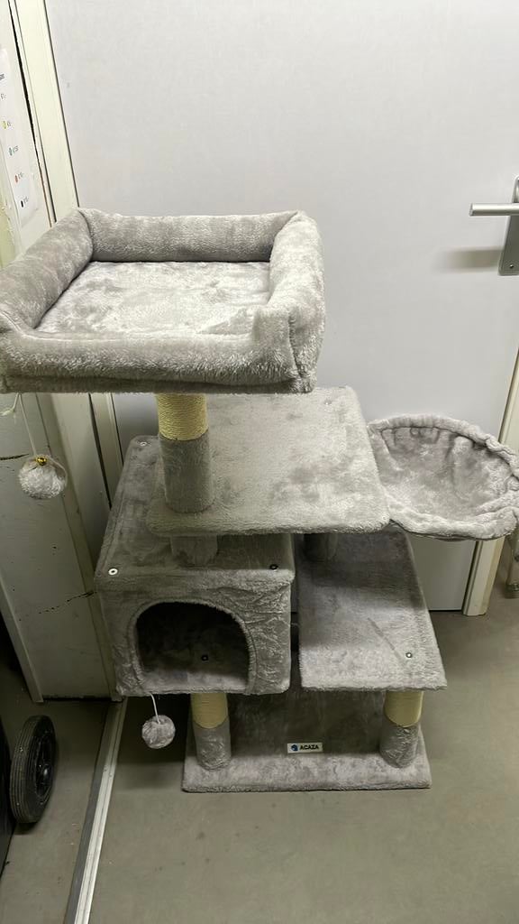 Kattenkrab meubel, Ophalen, Zo goed als nieuw