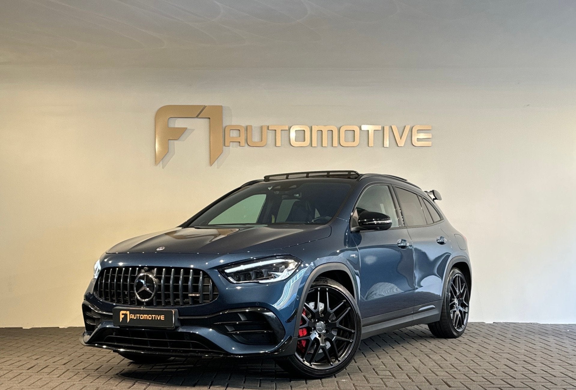 Mercedes-Benz GLA-klasse AMG 45 S 4MATIC+ Pano|Kuip|Carbon|A, Auto's, Automaat, Gebruikt, Euro 6, 4 cilinders