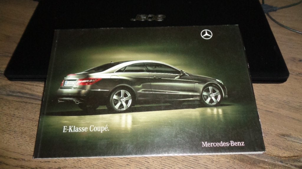 DIKKE Folder   MERCEDES  E-Klasse Coupe  ,  5-2009, Verzenden, Nieuw, Mercedes