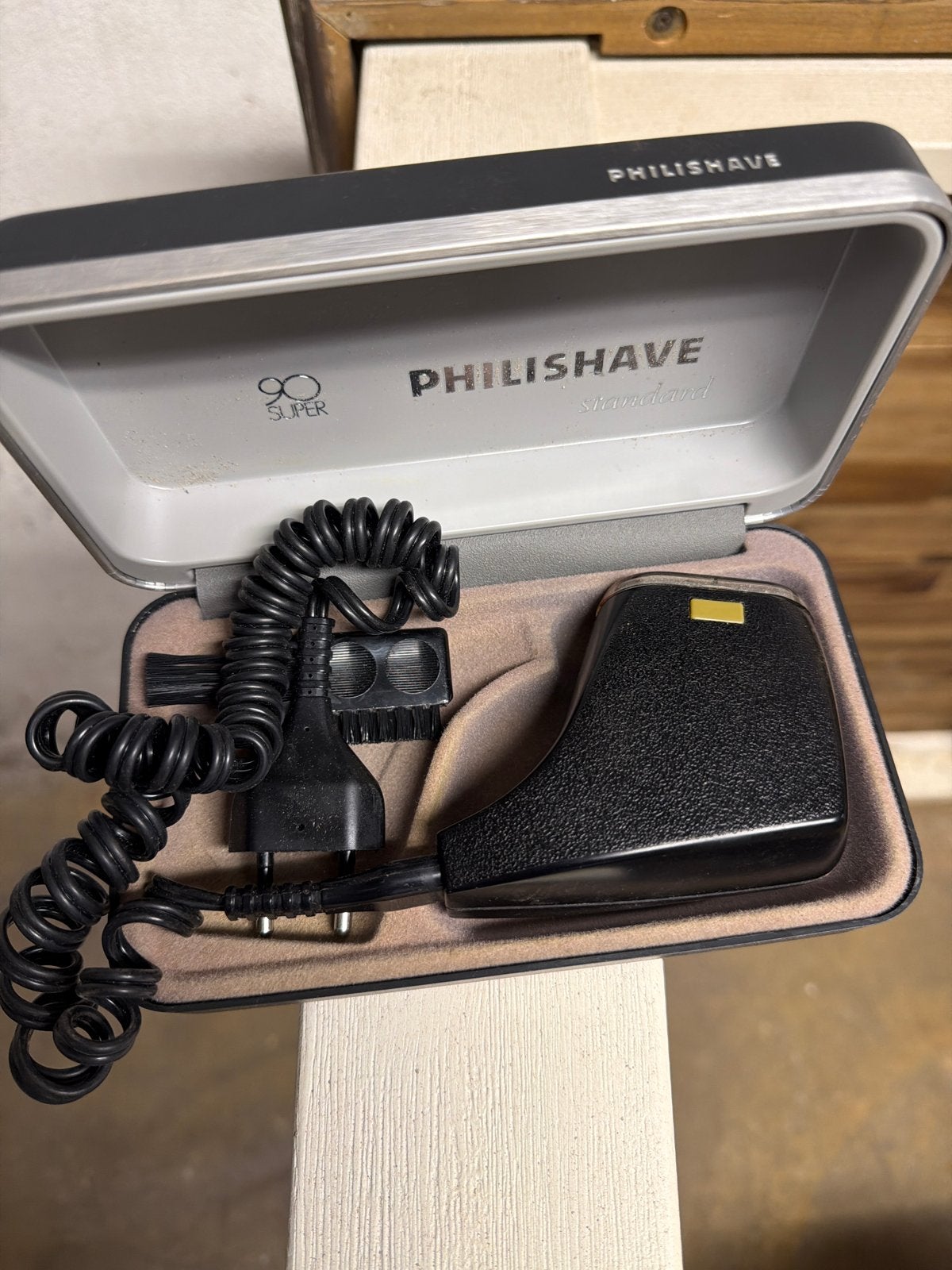 Vintage Philishave Super Standard Scheerapparaat met Doos, Witgoed en Apparatuur, Ophalen of Verzenden, Gebruikt, Scheren en Epileren