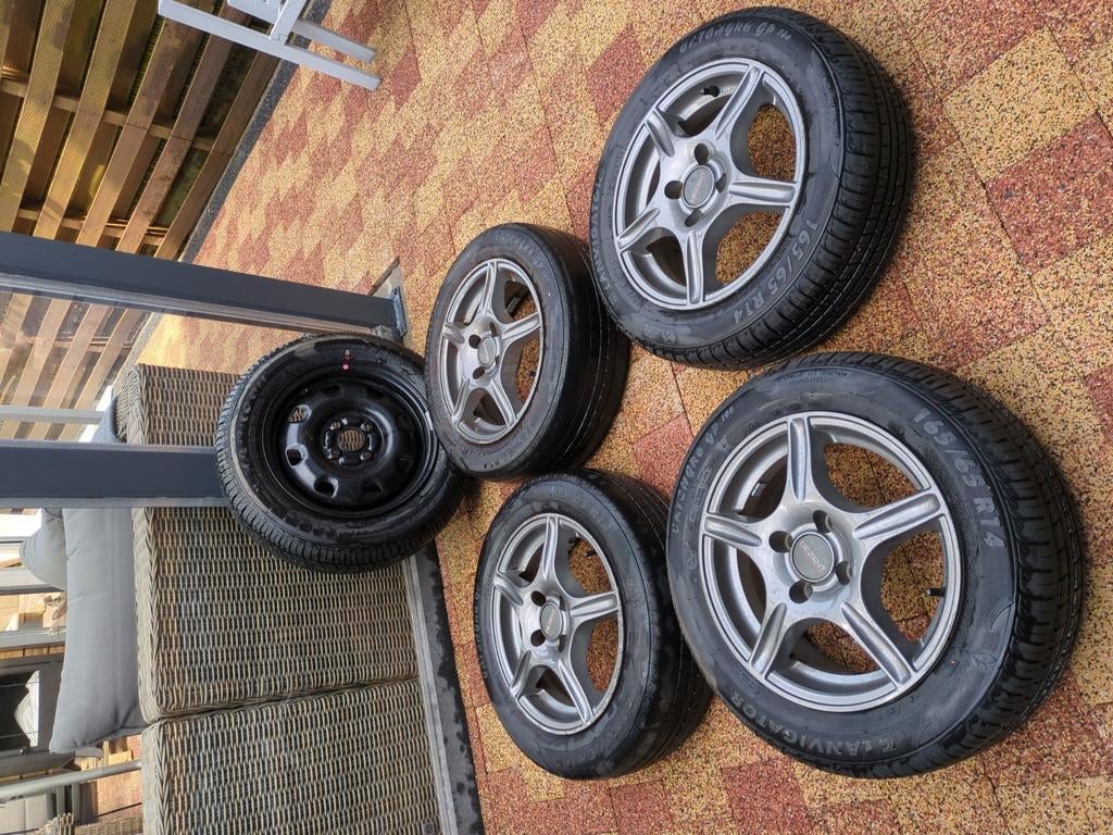 Banden set 165/65 R14, Ophalen