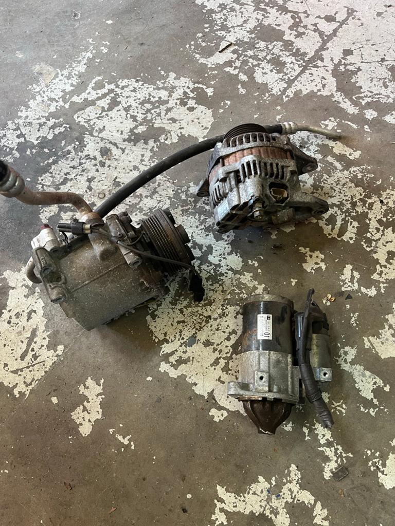 Aircopomp, Startmotor, Dynamo Mitsubishi Outlander 2006, Ophalen, Gebruikt, Mitsubishi