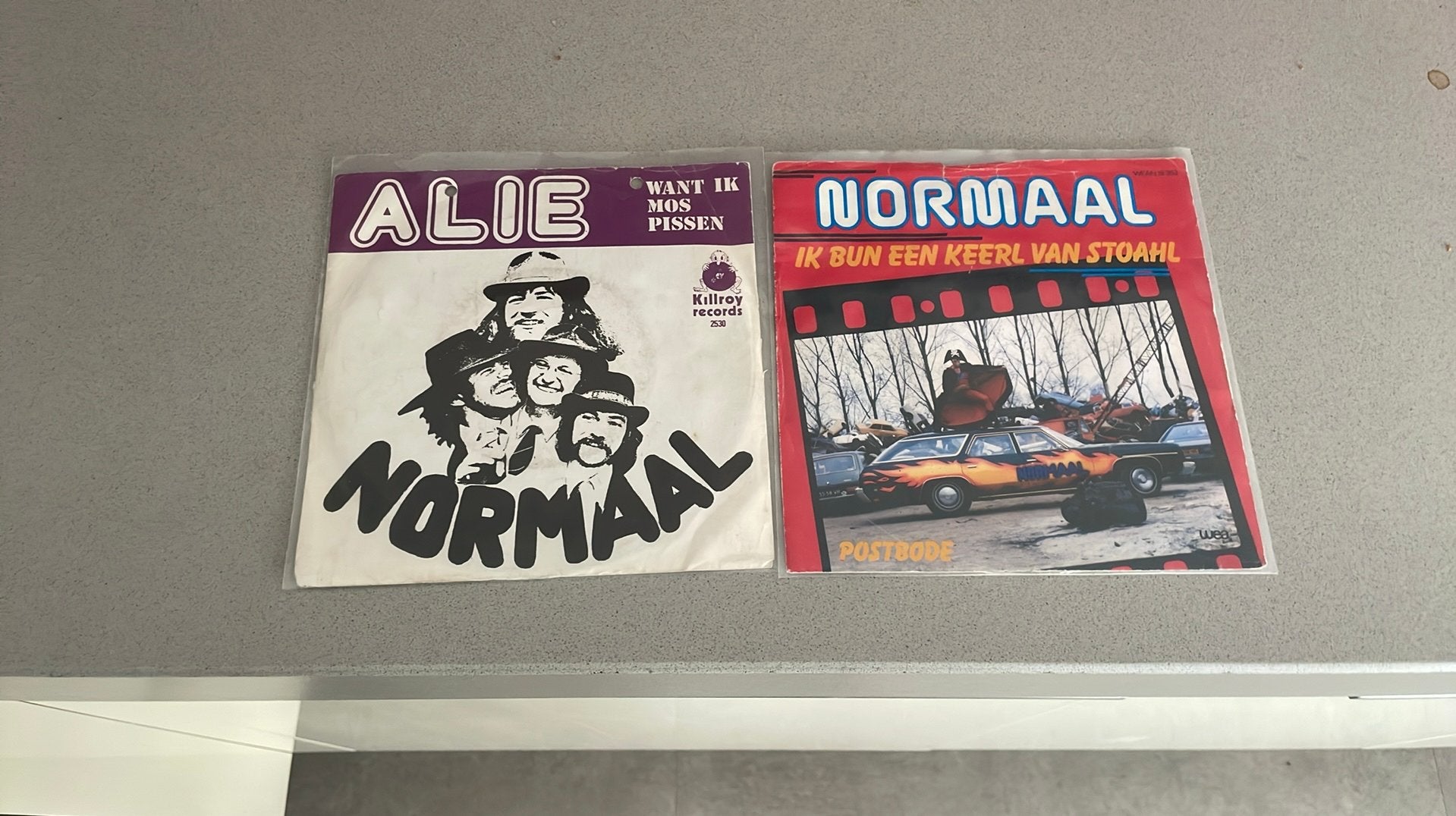 Normaal singles 9, Ophalen of Verzenden, Gebruikt, Overige formaten, Levenslied of Smartlap