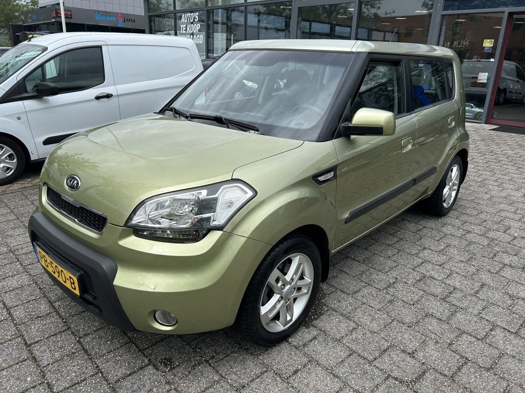 Kia Soul 1.6 X-pect Cool Car Play APK 1-27 BJ 2011 !, Auto's, Kia, 1591 cc, 4 cilinders, 49 €/maand, Bedrijf