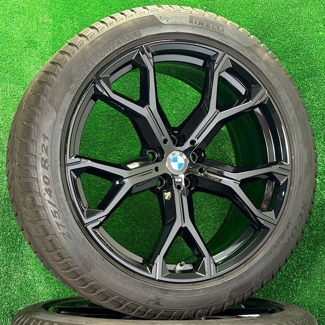 Originele 21 inch BMW 741M velgen winterbanden X5 X6 g05 g06, Gebruikt, 275 mm, Banden en Velgen, Germany