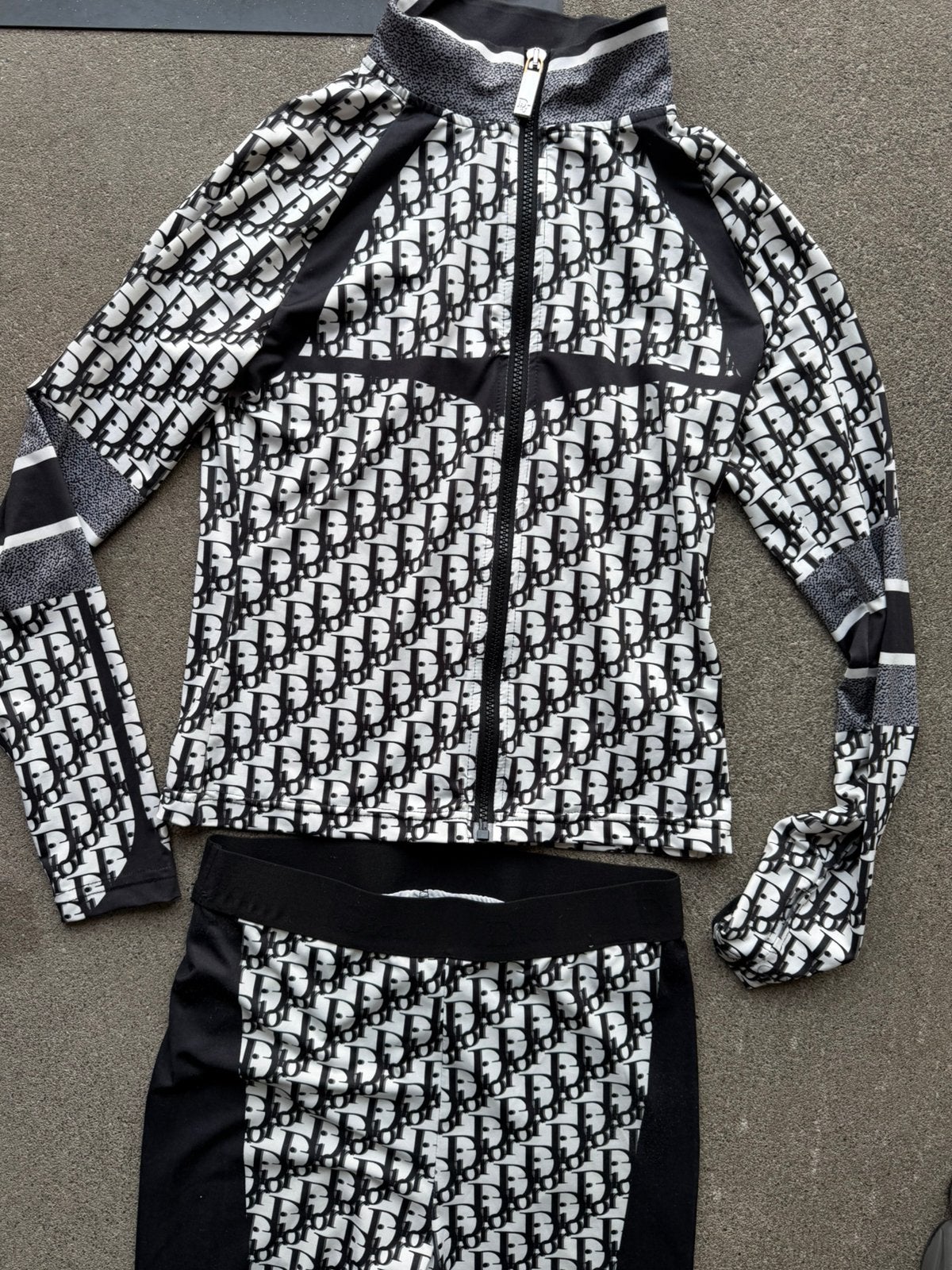 Dior pak, Kleding | Dames, Jasjes, Kostuums en Pakken, Ophalen of Verzenden, Zo goed als nieuw