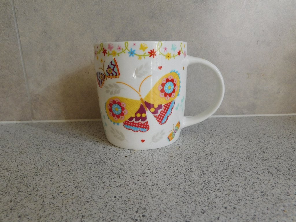 Mok 250 ml. Vlinders Siaki Collection, Overige merken, Zo goed als nieuw, Overige stijlen, Porselein