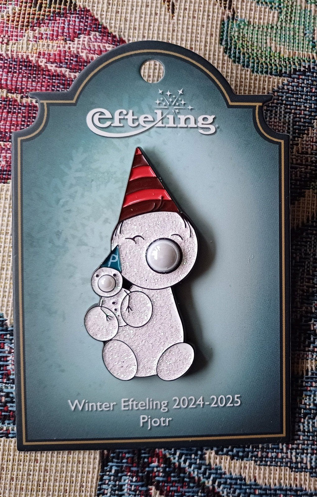 Efteling winterpin pjotr, Ophalen of Verzenden, Nieuw, Button of Speldje