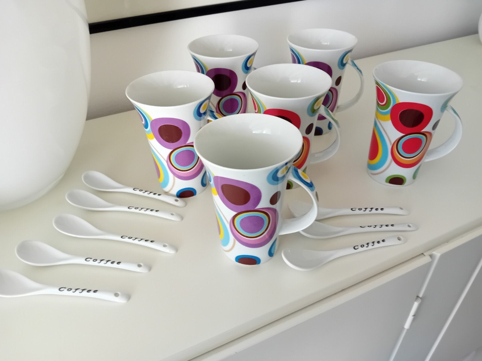 6 Retro cirkel bekers cappuccino mokken 8 porseleinen lepels, Huis en Inrichting, Overige typen, Ophalen of Verzenden, Zo goed als nieuw