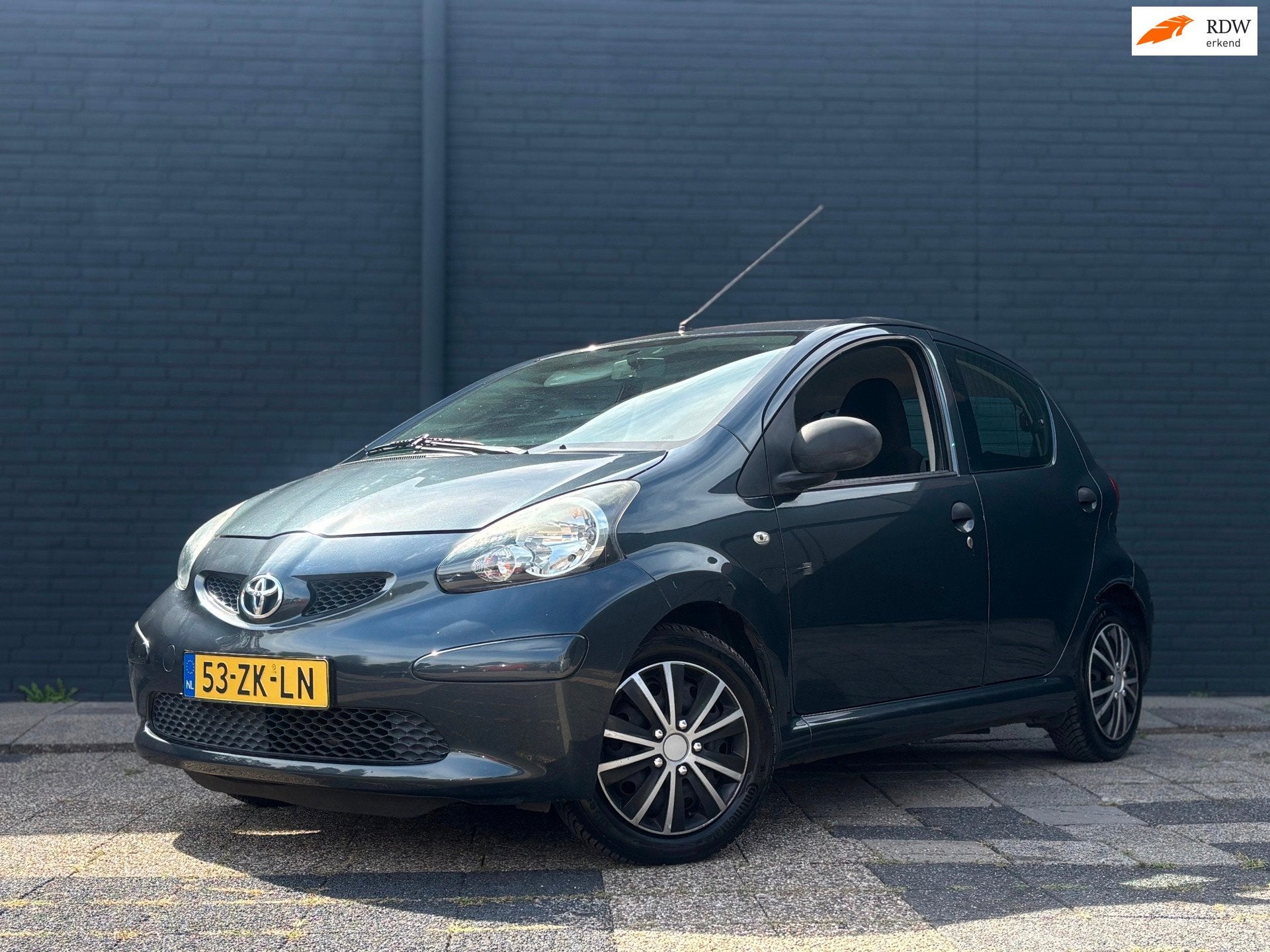 Toyota Aygo 1.0 | Airco | 5-Deurs, Auto's, Voorwielaandrijving, Gebruikt, 4 stoelen, 68 pk