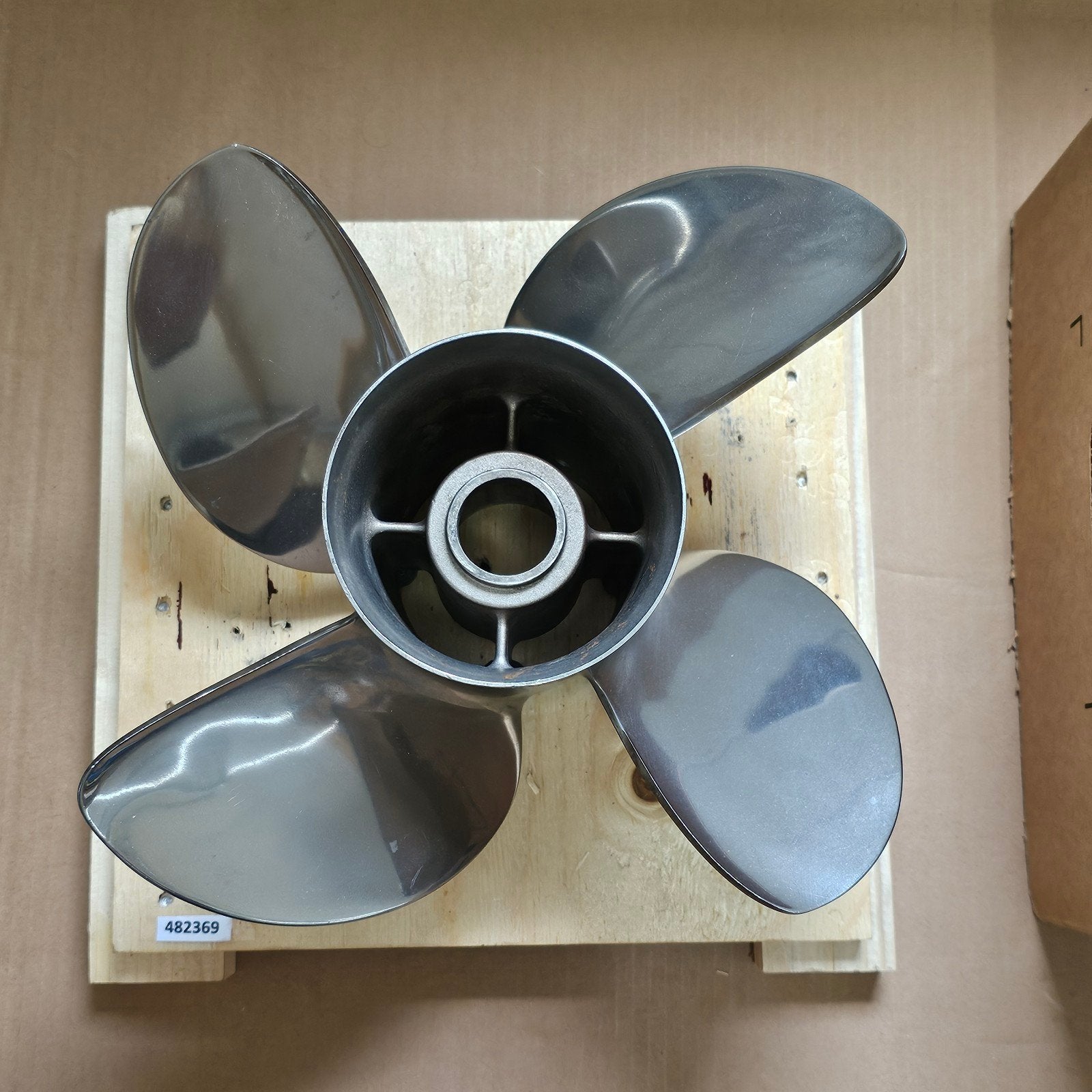 RVS 4 bald propeller 19 Pitch Links (zo goed als nieuw), Ophalen of Verzenden, Motor en Techniek