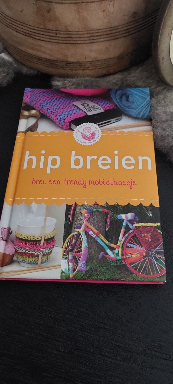 BREIPATROON BOEKJE HIP BREIEN BEE BOOKS, Ophalen of Verzenden, Zo goed als nieuw, Breien, Patroon of Boek