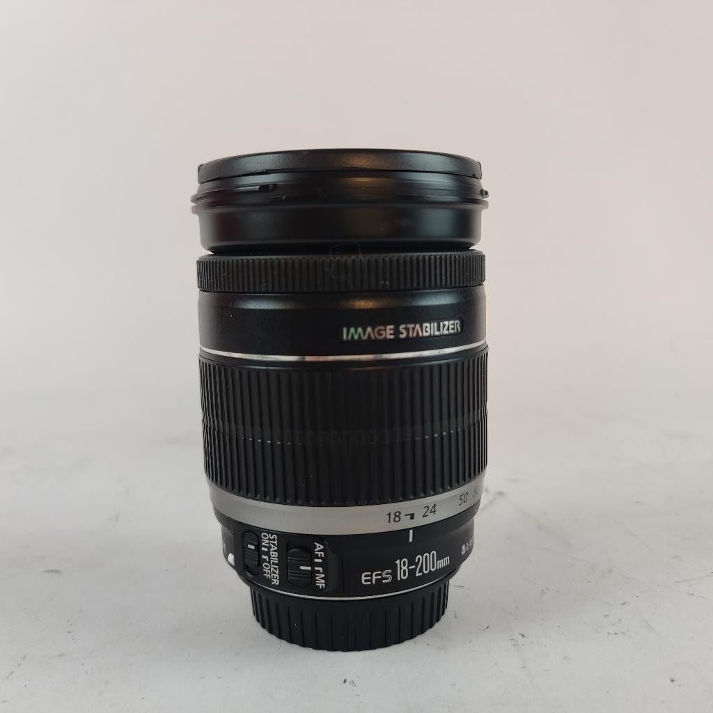Canon Zoom lens EF-S 18-200mm 1:3.5-5.6 IS Lens €149.99, Rugtas, Canon, Ophalen of Verzenden, X