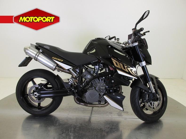 KTM 990 SUPERDUKE (bj 2011), Motoren, Motoren | KTM, KTM, Bedrijf, Achterbroek 11 - unit 8
6596 MP  Milsbeek, NL, Info@ktm.nl
