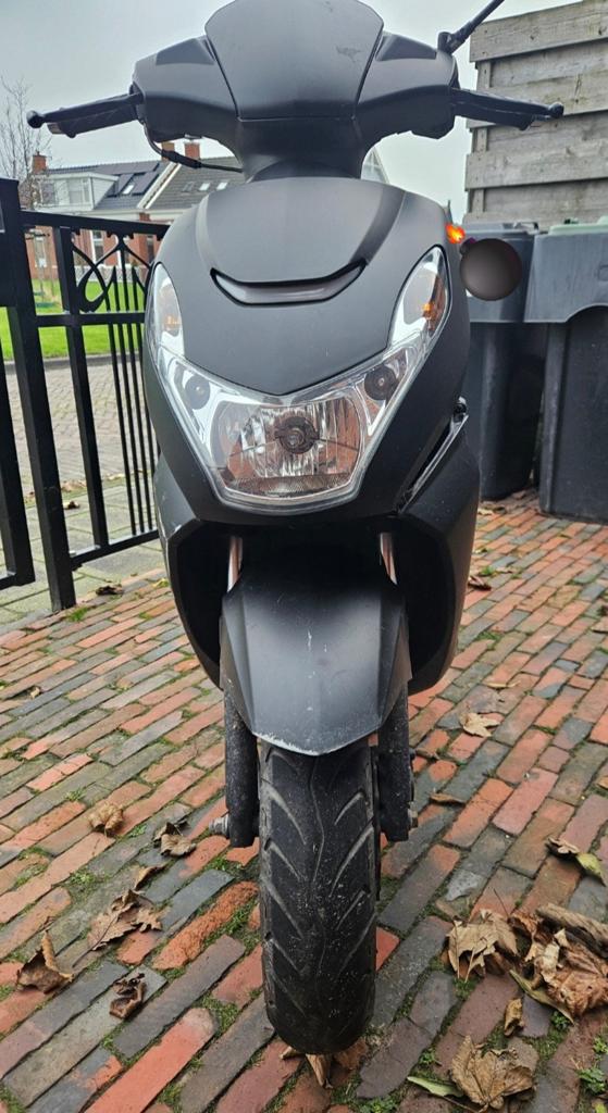 Peugeot kisbee met schade, Ophalen, Gebruikt, Benzine, Overige modellen