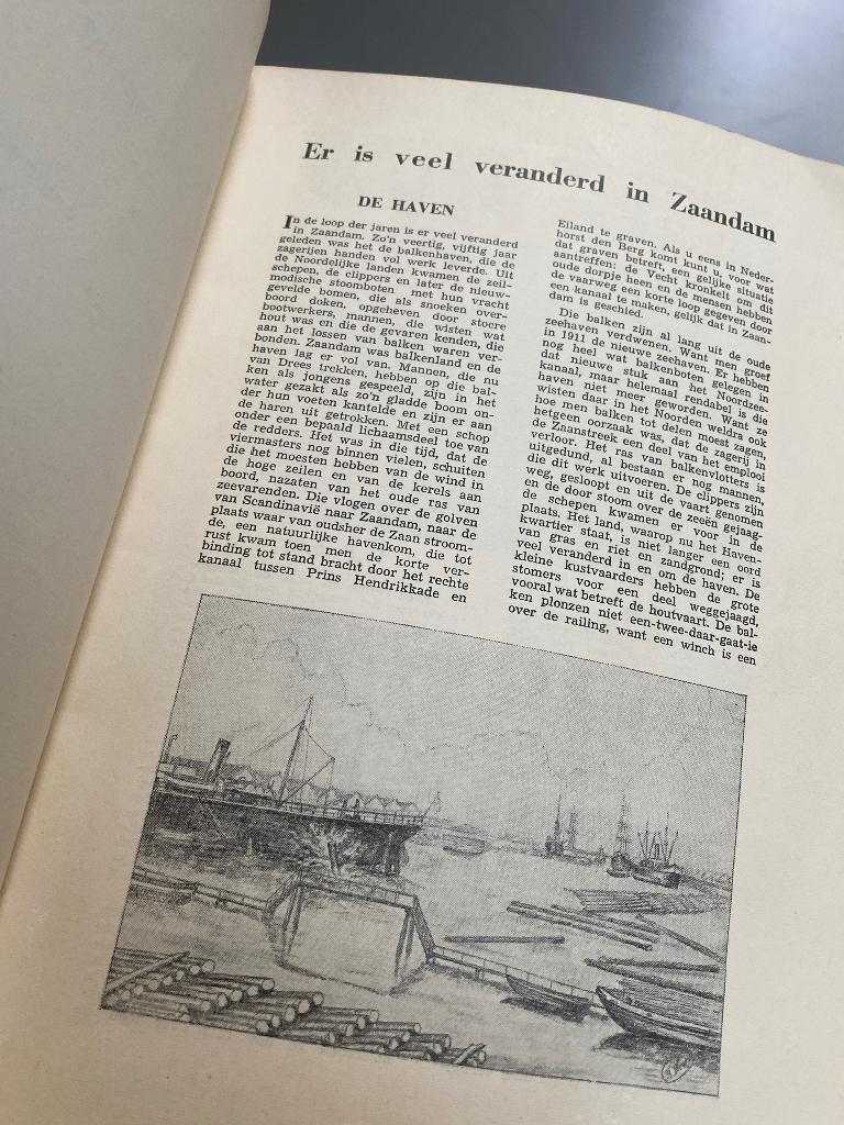 Wandeling door Zaandam. Omstreeks het jaar 1900, Ophalen of Verzenden, 19e eeuw, Gelezen