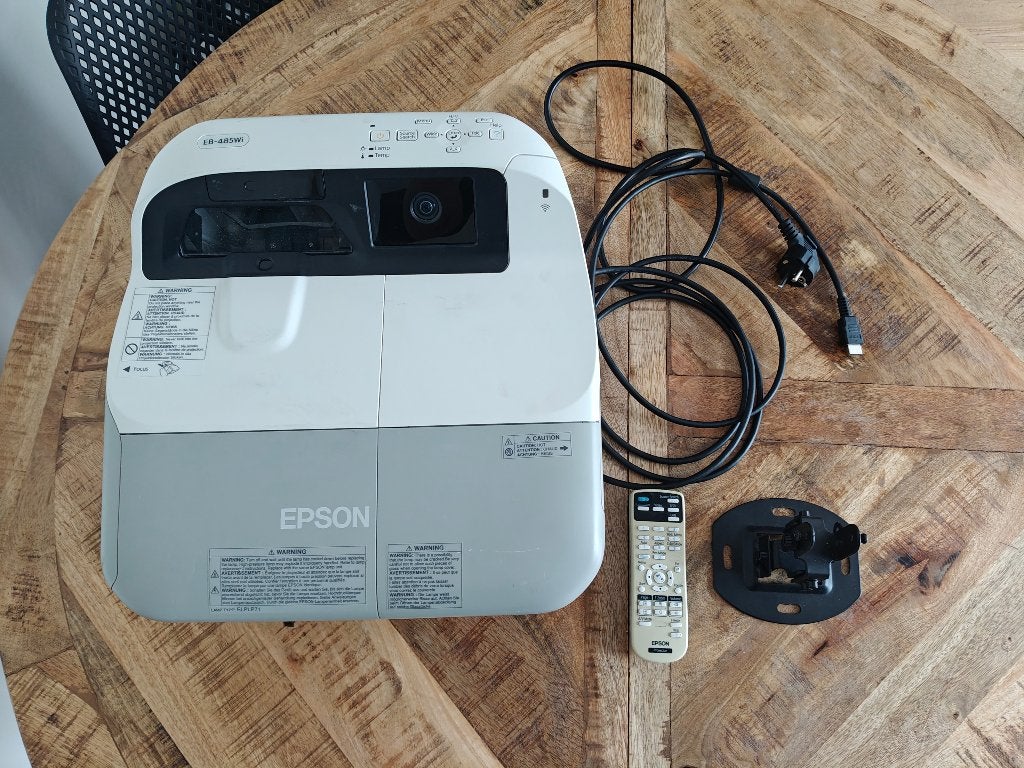 Epson EB485Wi Short throw beamer, Audio, Tv en Foto, Beamers, Gebruikt, LCD, HD (720), Ophalen of Verzenden
