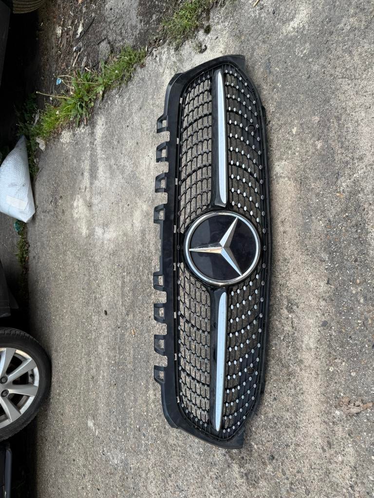 Diamand grill w177 orgineel mercedes, Gebruikt, Voor, Mercedes-Benz, Ophalen of Verzenden