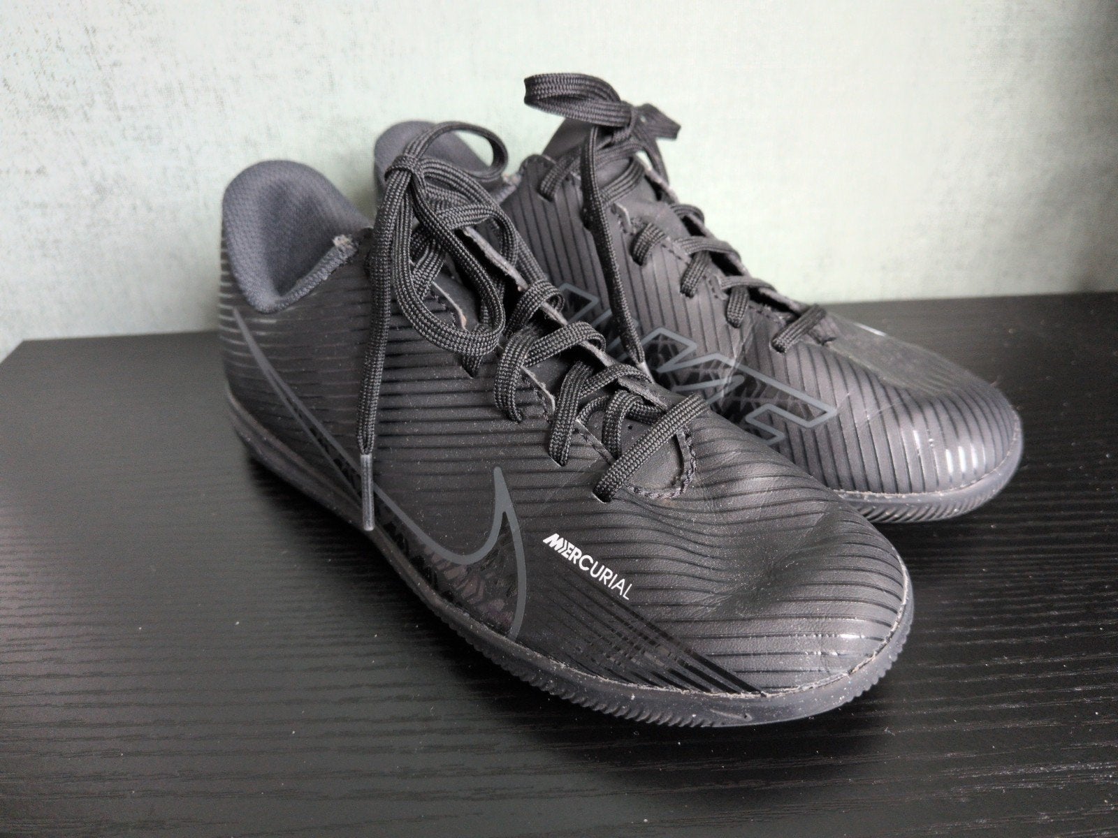 Nike Mercurial zaalvoetbalschoenen - Maat 34, Ophalen of Verzenden, Gebruikt, Schoenen