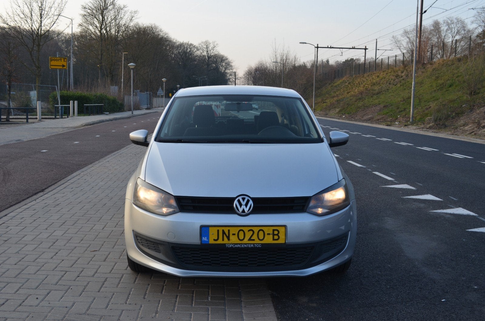 Volkswagen Polo 1.2 51KW 2011 Grijs, Voorwielaandrijving, 40 €/maand, 1198 cc, Particulier