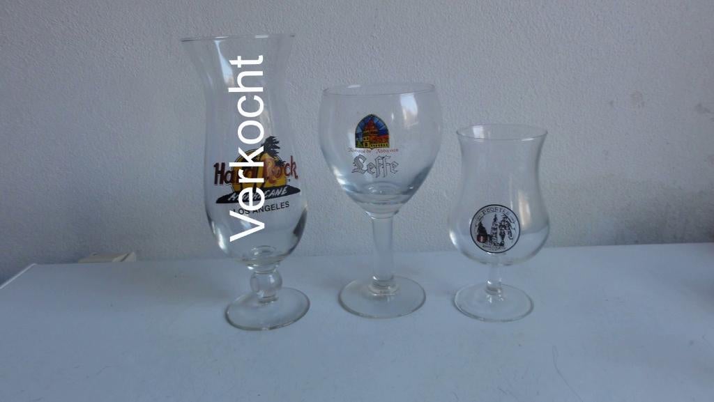 Bierglazen op pootje, Leffe en Poorter Hoogstraten VVV, Ophalen of Verzenden, Zo goed als nieuw, Glas of Glazen, Overige merken