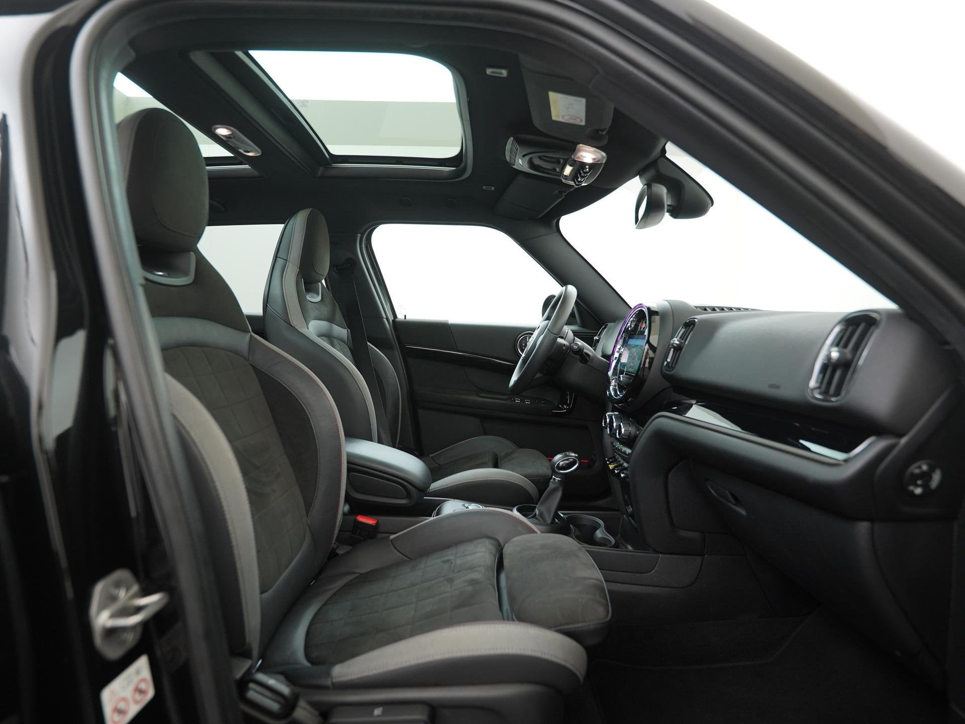 MINI Countryman Cooper S E ALL4 JCW Black Pack | Panoramadak, Auto's, Mini, Automaat, Gebruikt, Countryman, Zwart