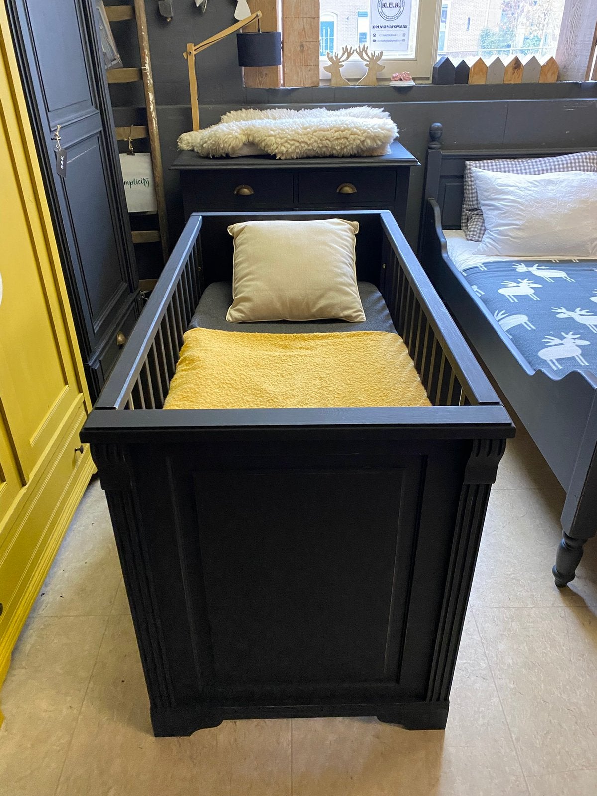 Brocante ledikantje Mare, Ophalen of Verzenden, Zo goed als nieuw, Ledikant
