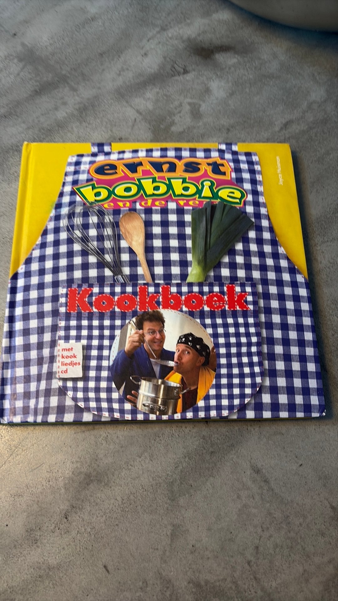 J. Huisman - Ernst, Bobbie en de rest kookboek, Ophalen of Verzenden, Gelezen, J. Huisman