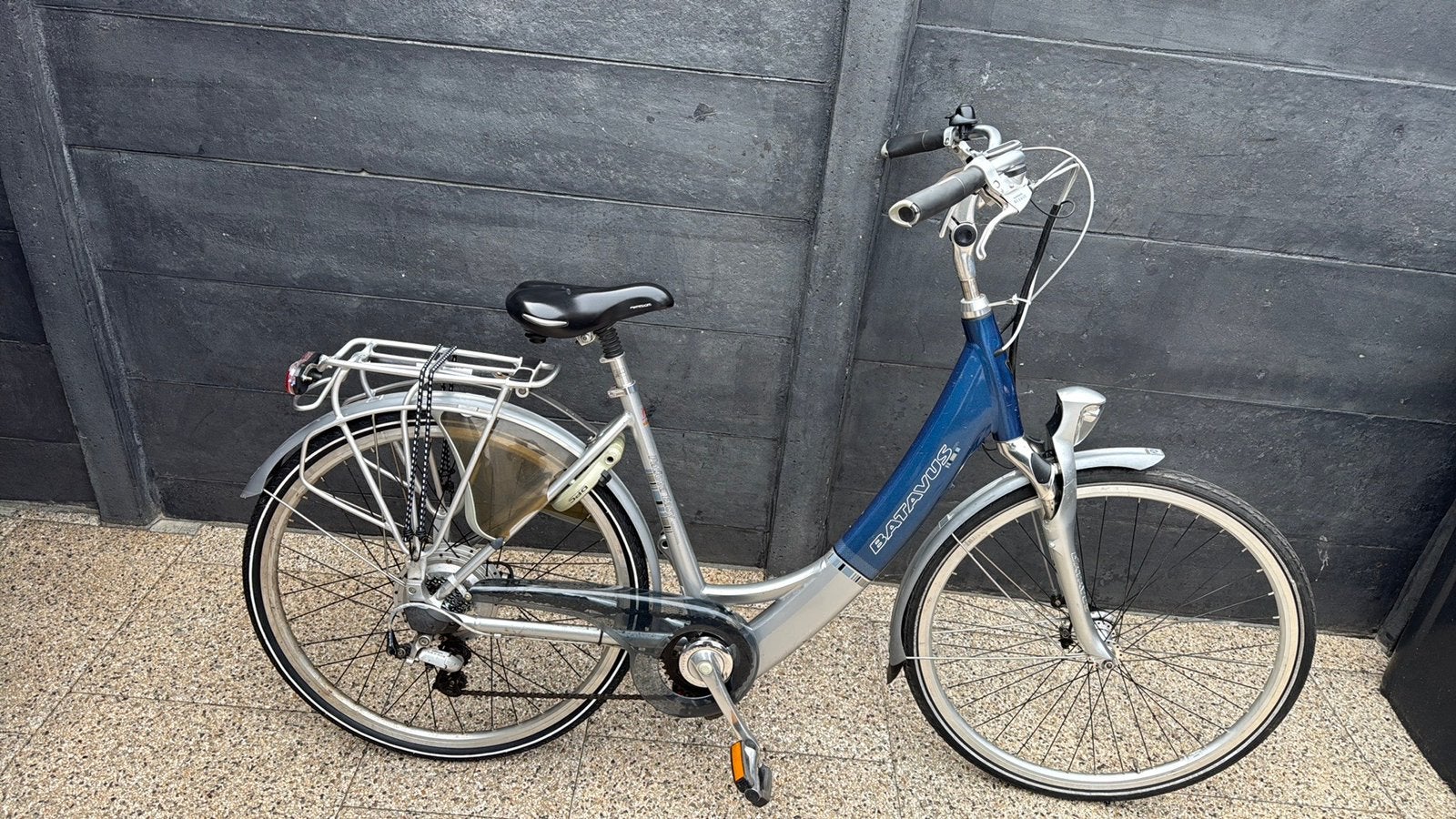 Zeer nette elektrichefiets Batavus 28 inch.7 versnellingen, Ophalen, Batavus, Zo goed als nieuw, 47 tot 51 cm