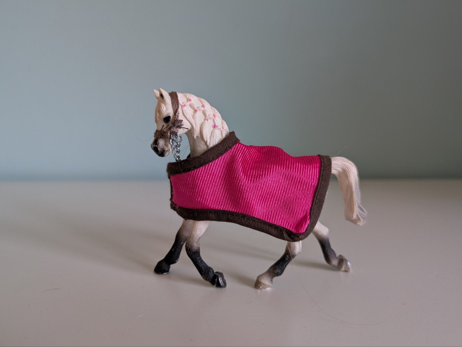 Schleich Arabische merrie 13761, Ophalen of Verzenden, Zo goed als nieuw, Paard, Beeldje of Figuurtje