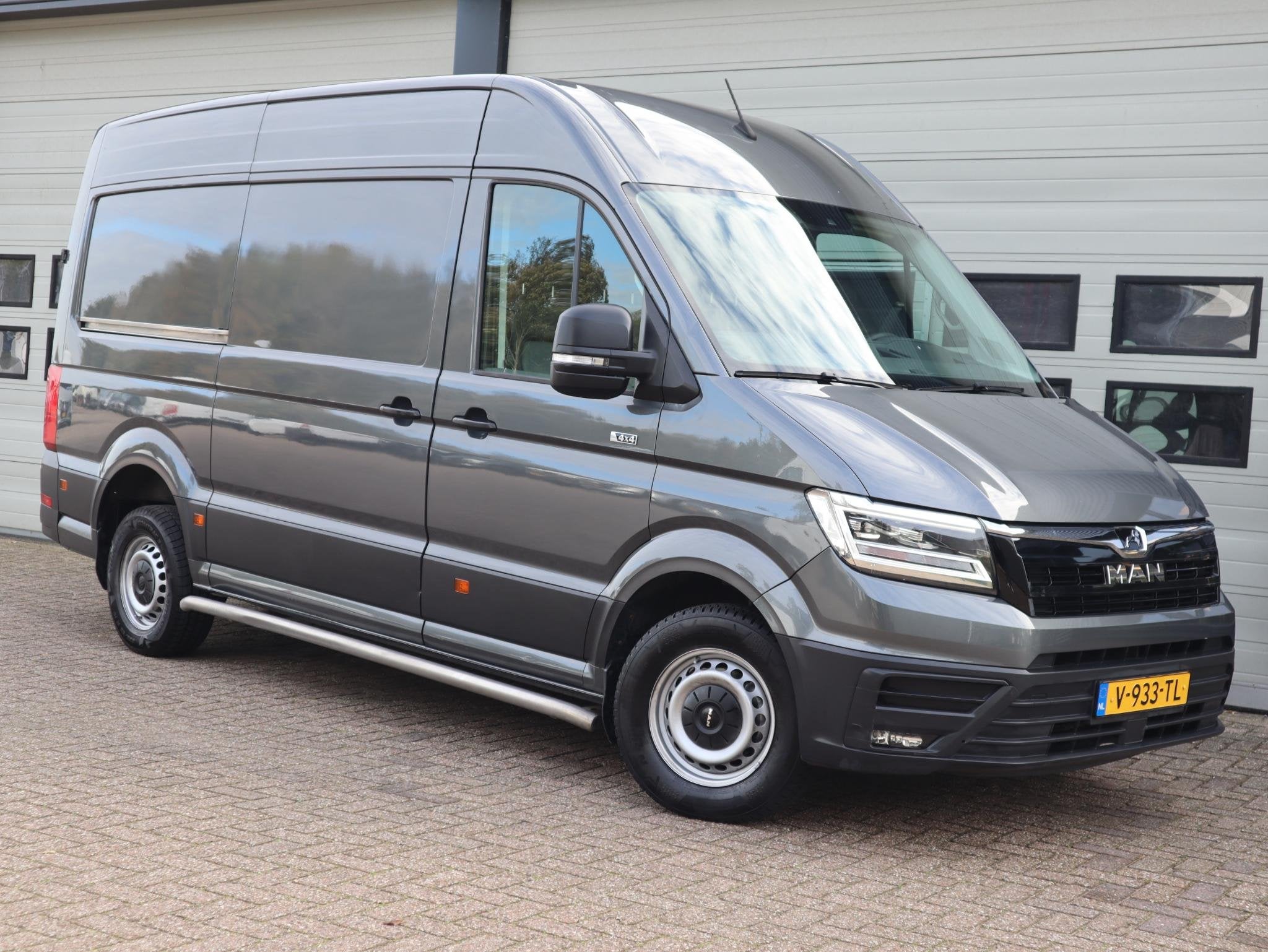 MAN TGE 2.0 177pk Euro 6 Automaat - 4x4 - L3H3 - 3,5t KG Tre, Auto's, Automaat, Stof, Gebruikt, Euro 6