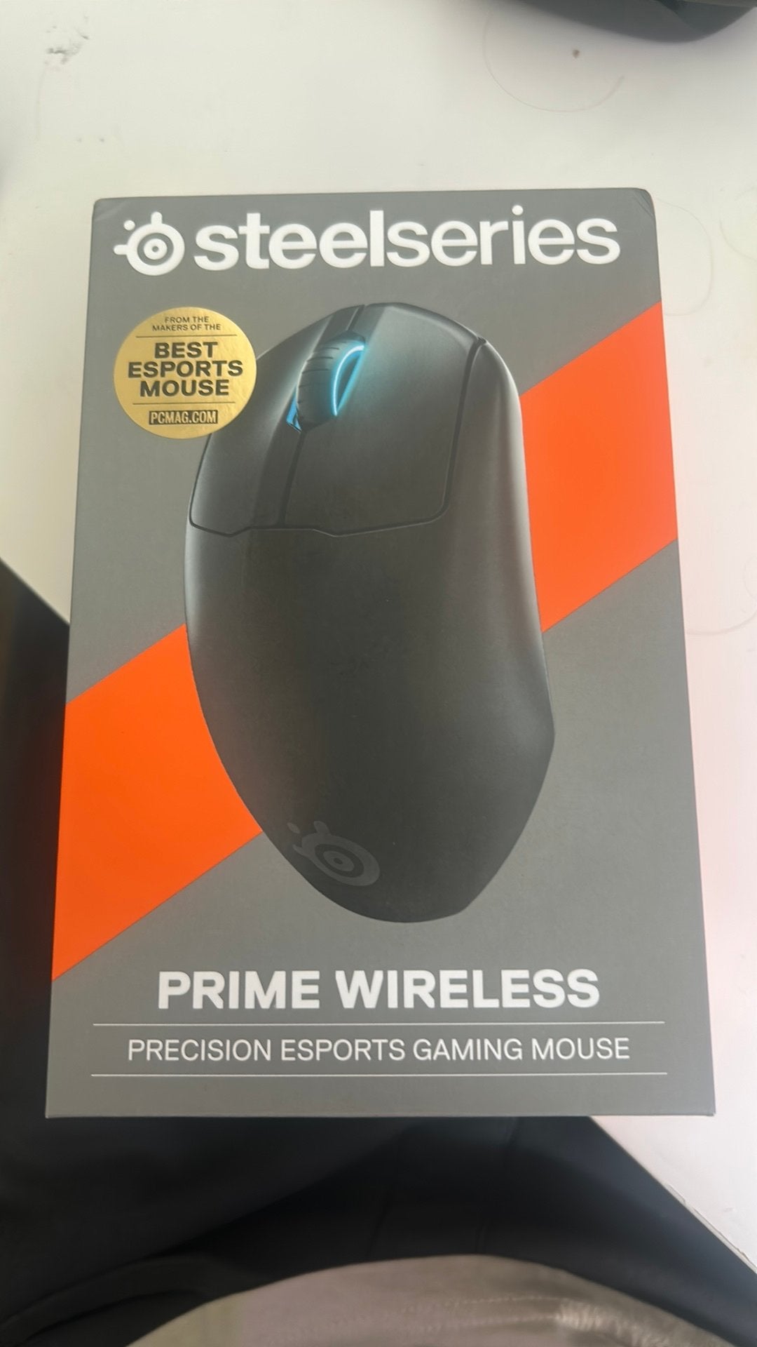 Steel series prime draadloze muis 2x gebruikt, Rechtshandig, Muis, Gaming muis, Nieuw