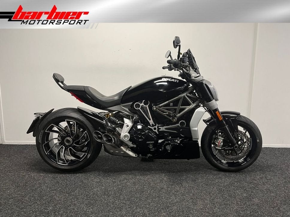 Ducati XDIAVEL S (bj 2016), Motoren, 2 cilinders, Motorrijbewijs A, Bedrijf, Onbekend