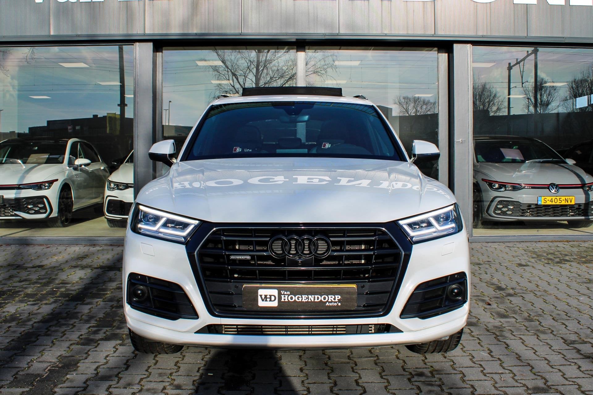 Audi Q5 55 TFSI e quattro Competition PANO B&O 360 CAMERA, Auto's, Automaat, 4 cilinders, Wit, Hybride Elektrisch/Benzine